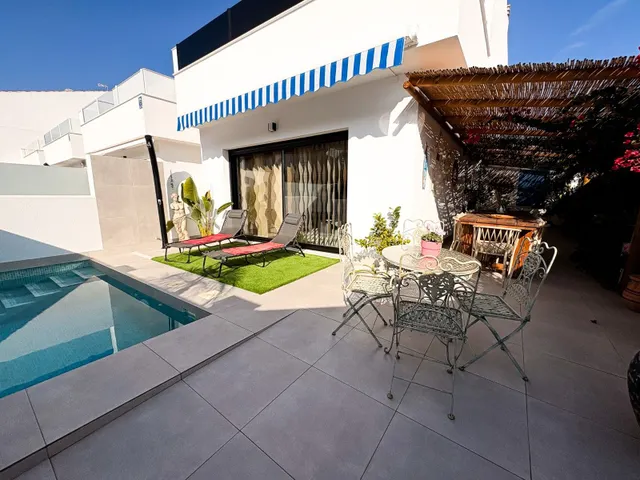 Villa 3 habitaciones 106m² en venta - Villa alegría — 3