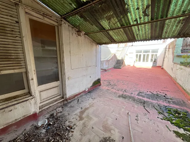 Oportunidad, tres pisos de 140m2 + terraza 100m2, segundo con 125m2 y dúplex 125 m2 con terraza 30m2 — 38