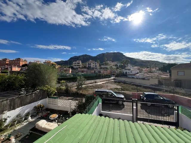 Casa adosada con grandes patios y mucha tranquilidad en Calabardina — 33