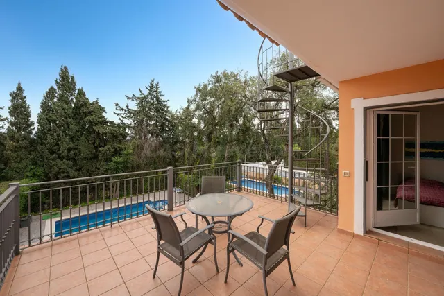 Chalet 5 habitaciones 369m² en venta - Marbella - foto 3