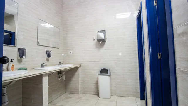 Nave en Finca Lacy de Elda . — 24