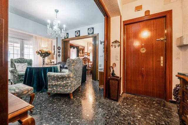 Pisazo en venta en calle Obispo Hurtado — 7