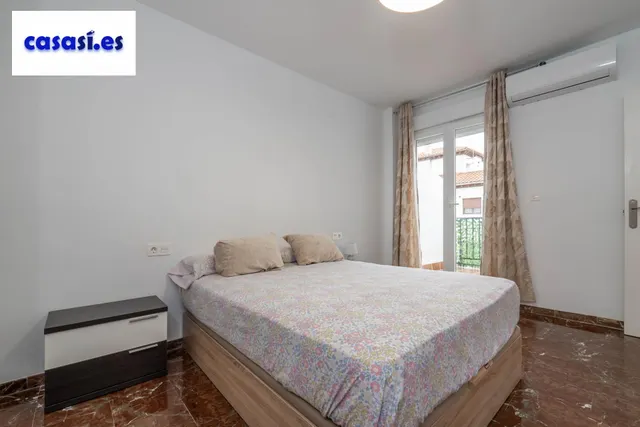 Encantadora Casa Reformada en Ogijares con Vistas y Espacios para Disfrutar — 24
