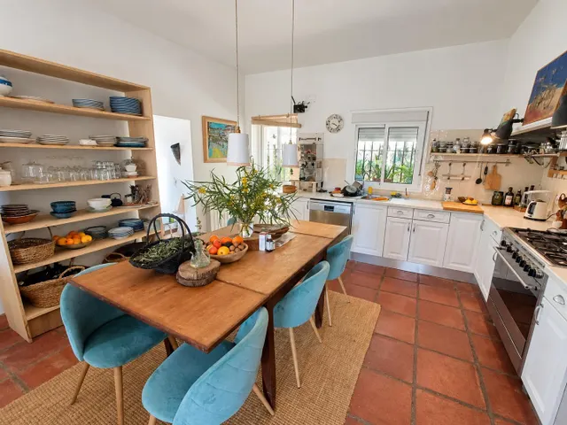 Casa independiente con piscina, porche y jardín en Castilblanco de los Arroyos — 30