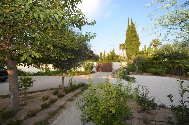 CHALET TRANQUILO  CON ENCANTO A 600 M DEL LYCEO FRANCES — 24