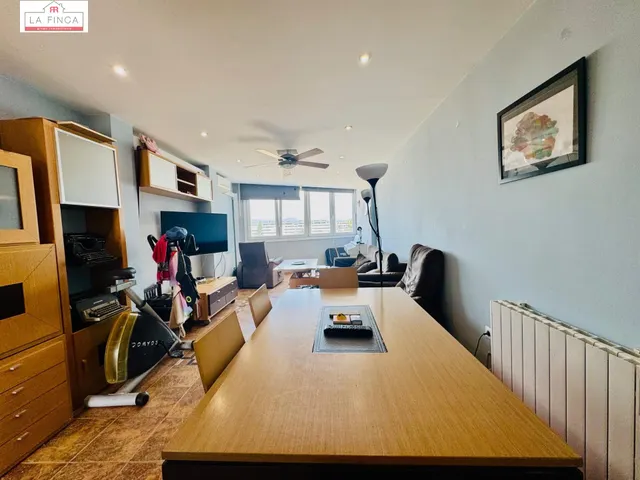 2 dormitorios con piscina y parking a 150m de la playa — 7