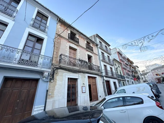 CASA SEÑORIAL EN LA FONT DE LA FIGUERA - foto 2