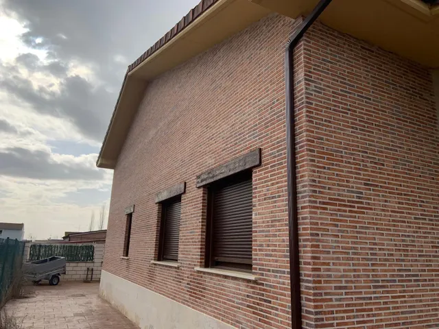 MONCASA VENDE Chalet en urbanización Ctra Carrión — 7