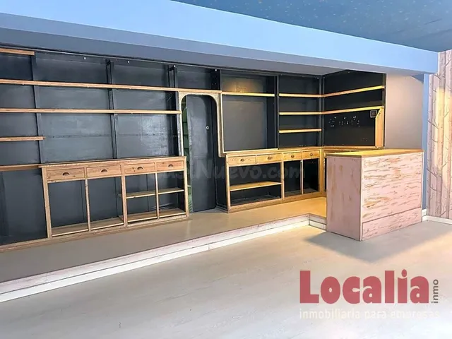 Local comercial en el centro de Torrelavega — 2