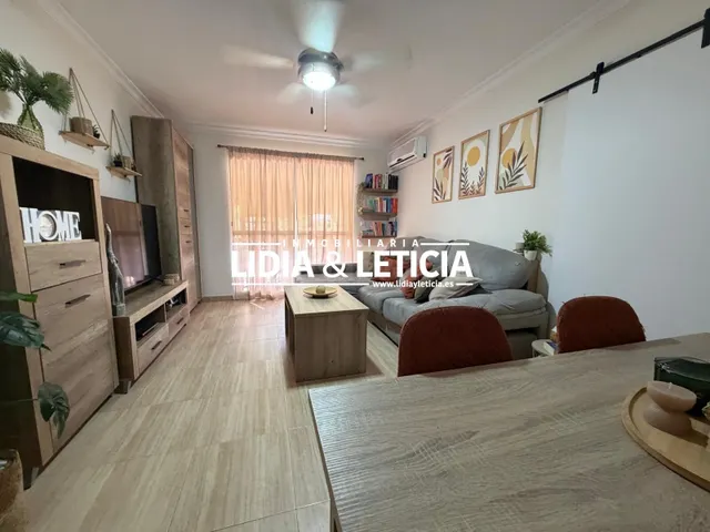 Piso reformado en primera planta — 5
