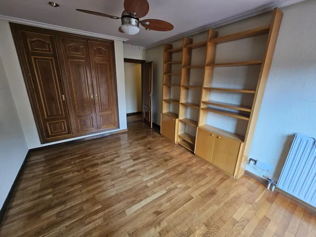 Exclusividad, amplitud y confort en el centro de Salamanca, 3 amplios dormitorios y plaza de garaje cerrada — 42