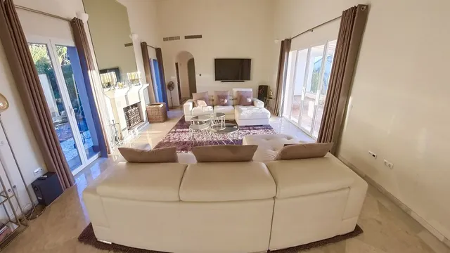 Chalet 4 habitaciones 190m² en venta - Istan pueblo — 6