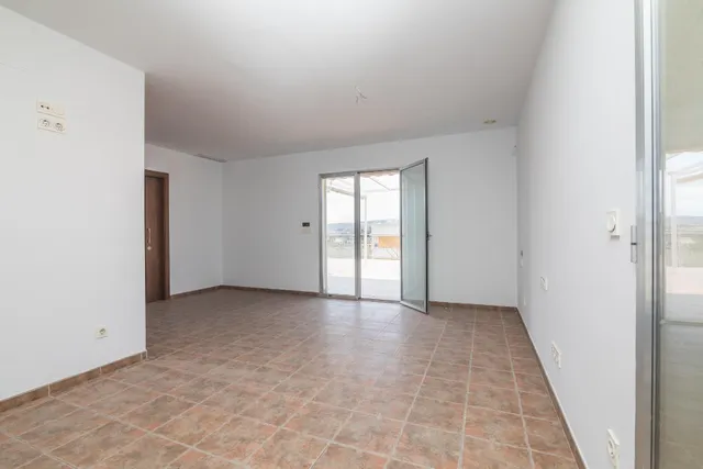 ENTRE EL CIELO Y LA TIERRA SUCEDE LA VIDA!!!!! AQUI TIENES ESTE ESPECTACULAR ATICO - ELCHE- ALTABIX — 50