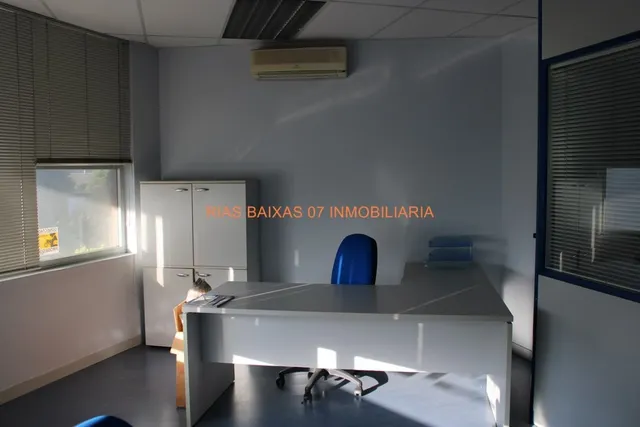 REF 2710 OFICINAS DE 97,4 M2 CERCA ESTACIÓN AUTOBUSES (VIGO) — 3