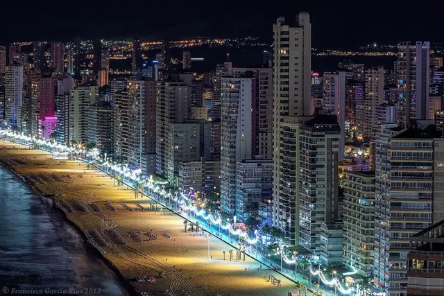 CHALET  CON VISTAS AL MAR — 20