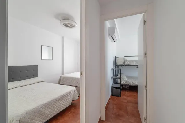 ¡Tu Oasis Playero en Calahonda por solo 355.000€! — 42