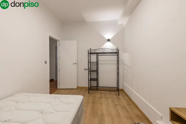 Excelente oportunidad en López Mezquita: ideal vivienda o inversión — 24