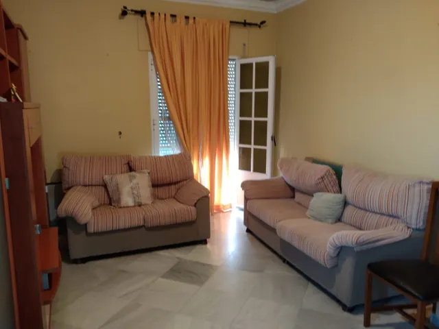 SE VENDE CHALET EN ZONA NORTE — 13