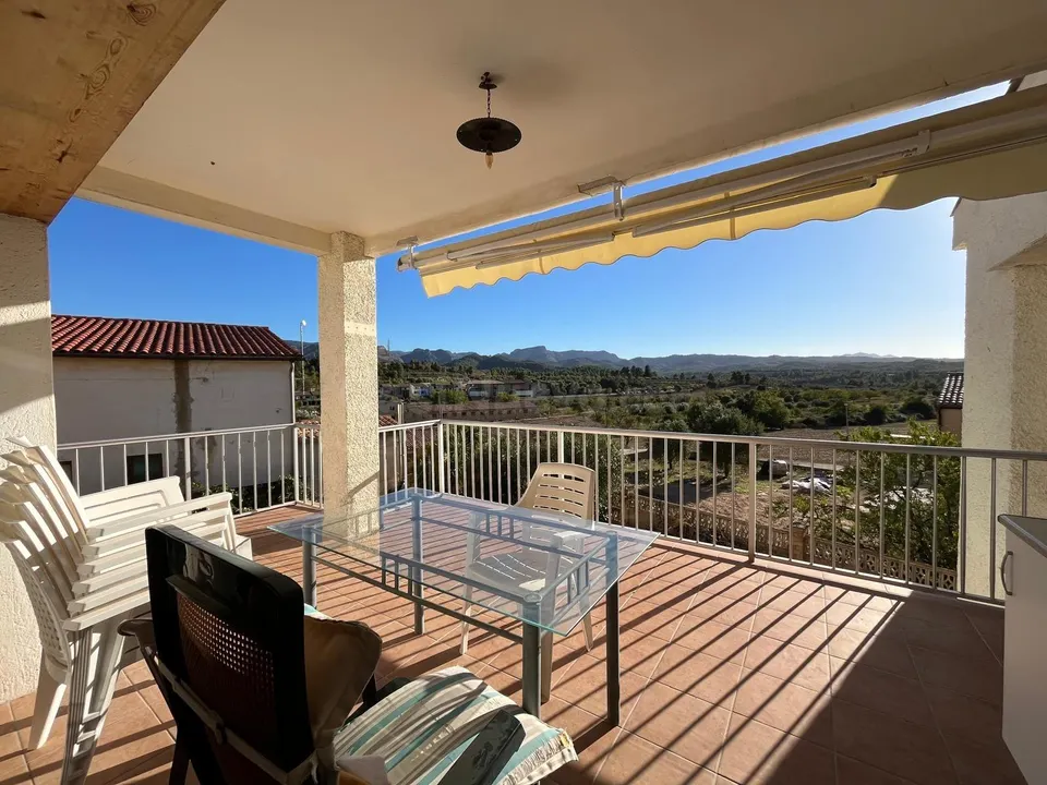 Casa en Arnes