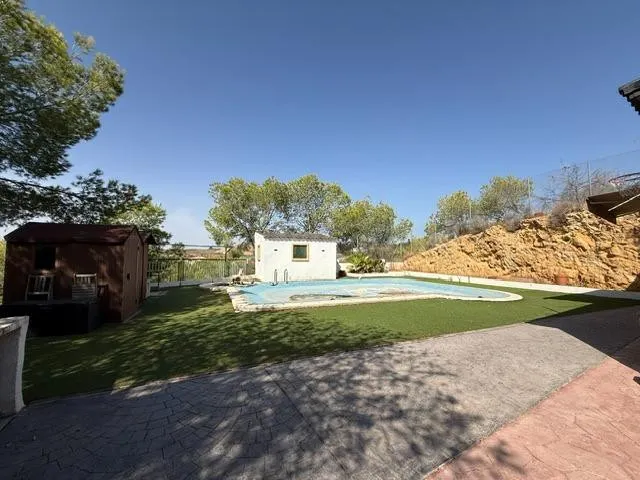 CHALET EN VENTA EN EL ESPARRAGAL — 2