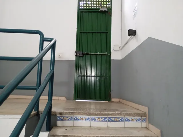 PLAZA DE GARAJE PARA COCHE GRANDE EN CALLE MEDINA SIDONIA — 11