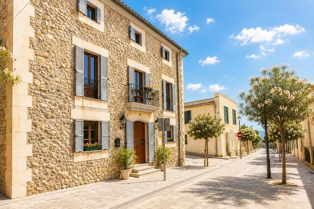 HERMOSO CASERON MALLORQUIN COMPLETAMENTE RENOVADO EN CALVIA 