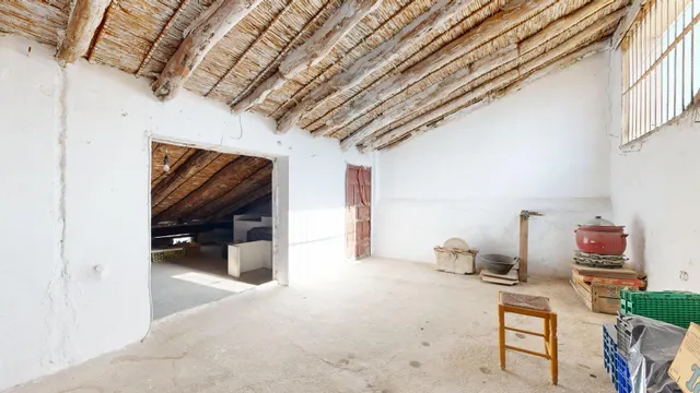 PRECIOSA Y ESPECTACULAR  CASA EN CHIVA  . OJO INVERSORES!!! — 11