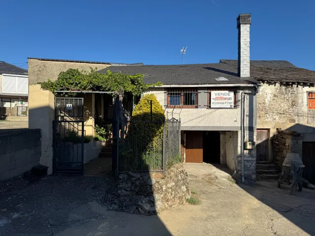 Se vende casa en lubian — 43