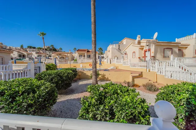 Chalet 2 habitaciones 82m² en venta - Costa blanca sur — 33