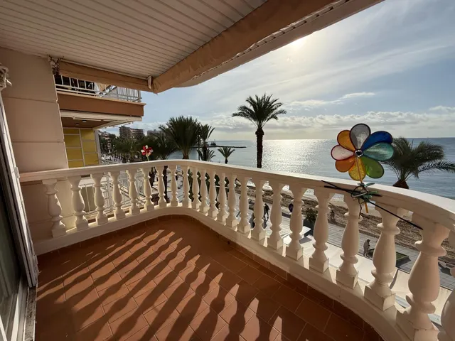 Apartamento de 3 dormitorios y 2 baños en 1ª línea de la playa del cura con vistas directas al mar!!!! — 7