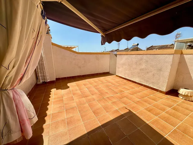 Encantadora vivienda de 3 habitaciones en Urb. La Dorada (Los Alcázares): Espacio, luz y un entorno inmejorable frente a parque — 35