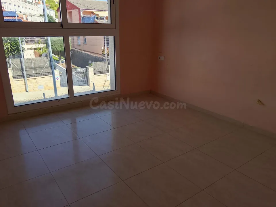 PISO EN CALAFELL