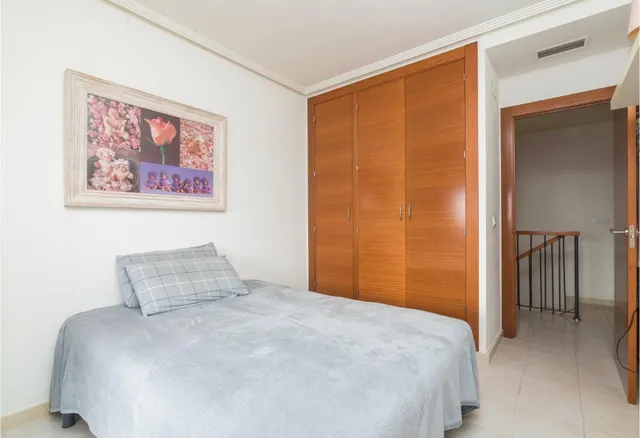 AMPLIO DUPLEX EN CAMPO DE GOLF — 27