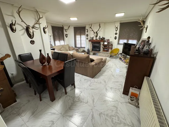 Exclusivo Chalet independiente en Toledo con gran parcela y  - foto 3