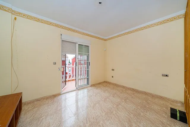 CHALET INDEPENDIENTE EN ORIHUELA COSTA — 12