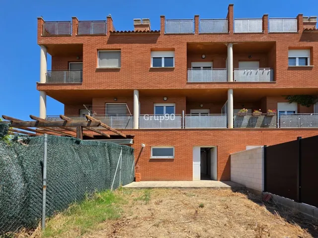 ¡a estrenar! espectacular casa adosada con gran jardín a 20 min de Lleida — 54