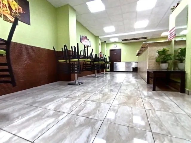 Local y vivienda en planta alta en Ceutí — 7