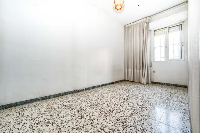 PISO EXTERIOR DE 4 DORMITORIOS Y TERRAZA — 24