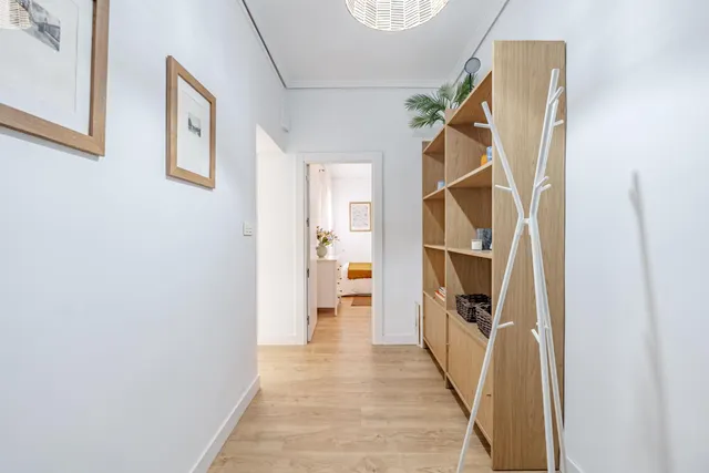 VIVIENDA REFORMADA Y MUY LUMINOSA EN RETIRO — 42
