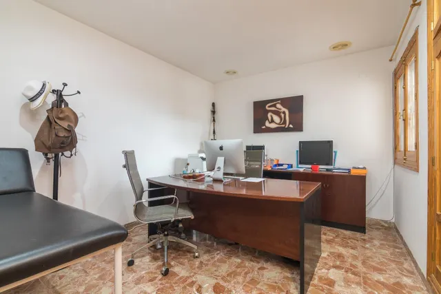 Chalet independiente de lujo en suelo urbanizable — 35