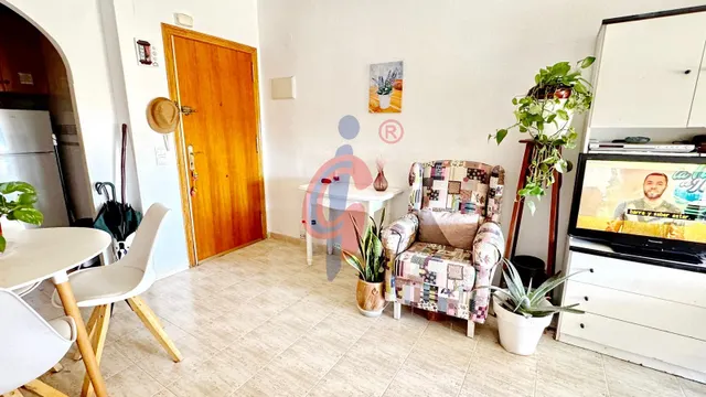 Vivienda con vistas al mar, orientación sur y piscina comunitaria en Guardamar del Segura — 9