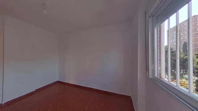 Venta de Piso Sin Posesión en Granada — 11