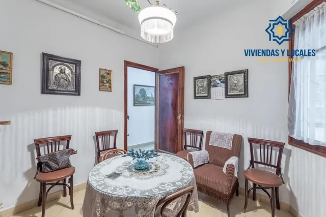 GRAN PISO EN CALLE RECOGIDAS — 18