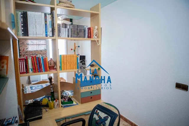 *595.000€* inmobiliaria la mancha vende casa en el barrio de san pablo de Albacete — 50