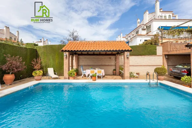 VIVIENDA PAREADA EN MONTELUZ — 10