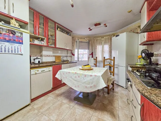 ¡Descubre la Exclusividad y el Lujo Mediterráneo en Esta Impresionante Villa en Esquina - Torrevieja — 40