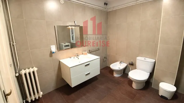 Piso amueblado en el centro de la ciudad de Ourense — 12