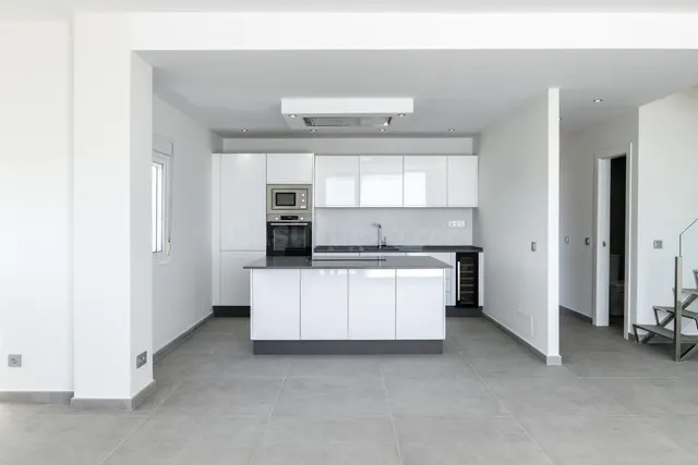 Ático 3 habitaciones 151m² en venta - Zona Las Mesas - foto 4