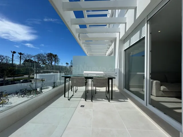Amplio Apartamento a Estrenar con Piscina y Zonas Comunes en