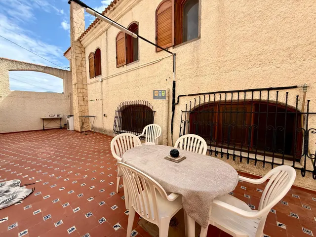 FINCA EXCLUSIVA CON GRAN POTENCIAL EN ELDA — 14